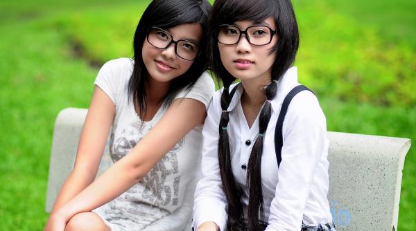 Studenții chinezi cu dare de mână, ținta companiilor de lux