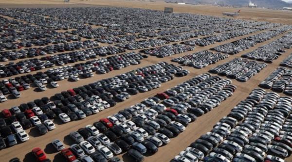 Dieselgate.300.000 de mașini Volkwagen, depozitate în 37 de parcări din SUA VIDEO, FOTO