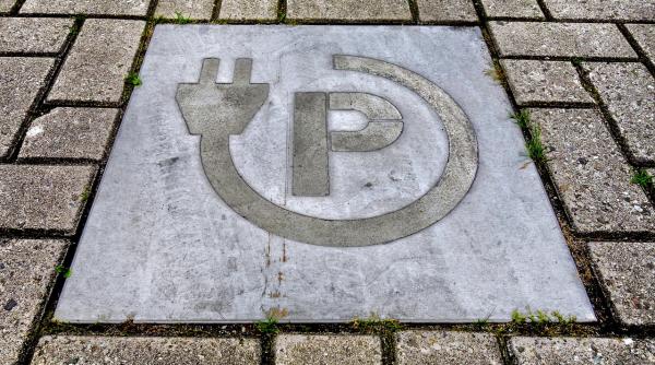 Reședințele de județ: buget de 20 de milioane de euro pentru prize