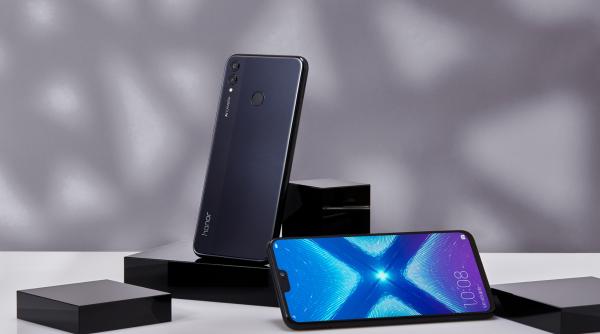 Honor 8X: Smartphone-ul cu cel mai bun raport performanță-preț al anului 2018