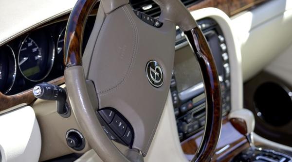 Profitul constructorului auto Daimler, o scădere semnificativă