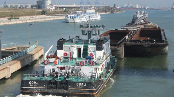 Traficul pe canalele navigabile, cel mai crescut din ultimii 13 ani