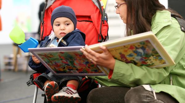 Statul forţează românii să îl împrumute. OUG pentru înființarea automată de conturi pentru copii