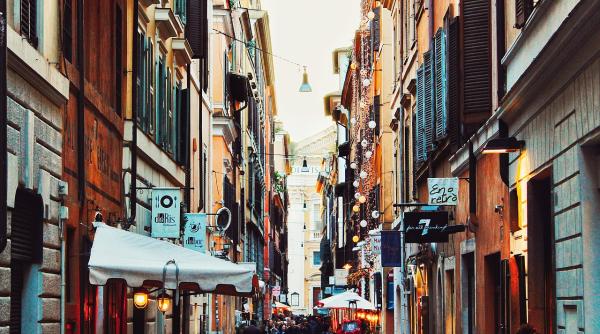 Italia primește noul rating de la agenţia de evaluare financiară Standard & Poor's