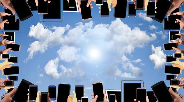 IBM dă lovitura pe piața de software cu o tranzacție record