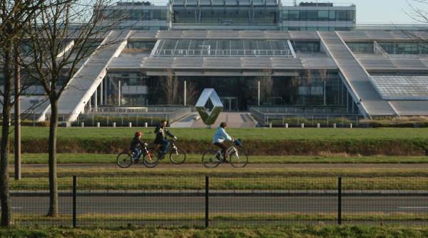 Franța face tot posibilul pentru menținerea stabilității companiei Renault