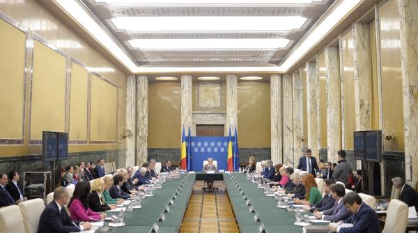 Remaniere. Numele care sunt vehiculare pentru preluarea ministerelor UPDATE