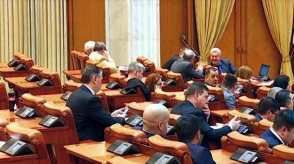Proiectul Legii bugetului pe 2019 ar putea ajunge în Parlament în decembrie
