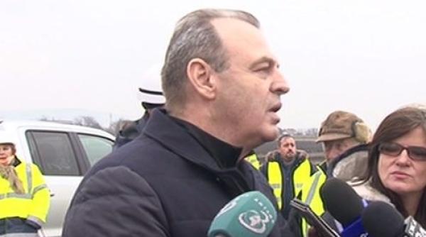 Aflat pe șantier, Șova a dezvăluit când va fi lansat proiectul pentru A8