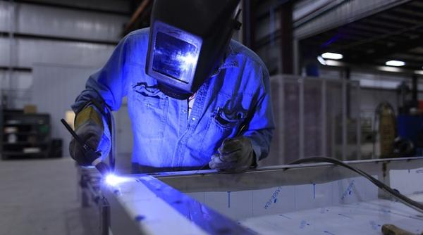 Industrie. Managerii anticipează trei luni de relativă stabilitate 