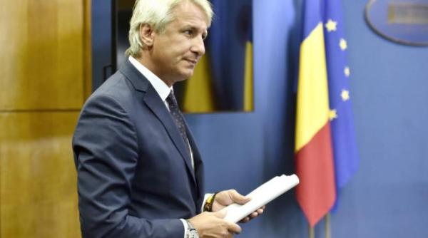 Teodorovici: Nu există laude şi premii pentru atenuarea unor riscuri ascunse