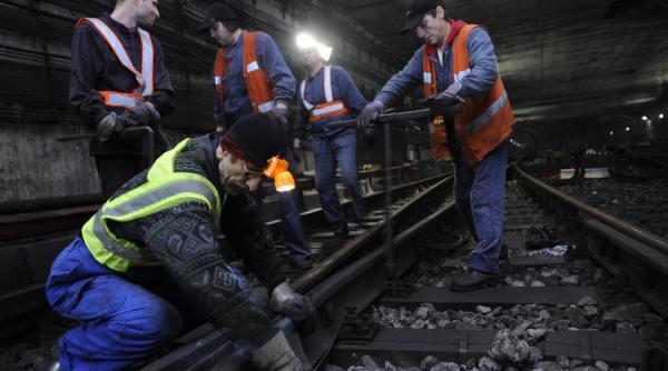 Declaraţie şoc. Salariile mici mențin economia Românei în zona periferiei