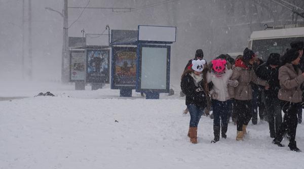 ANM a emis un Cod portocaliu de ninsori abundente