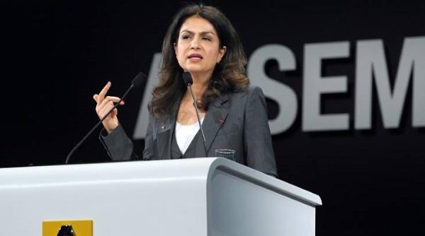 Omul din umbra lui Carlos Ghosn. Cine este Mouna Sepehri