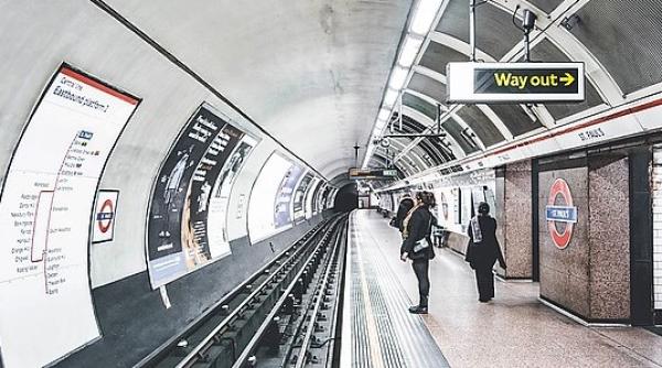 Brexit: Veste bună pentru cetățenii UE. Se renunță la o taxă