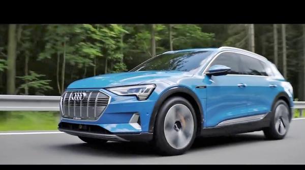 Forumul de la Davos și-a ales mașina oficială. Costă 80.000 de euro VIDEO