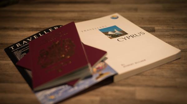 Sistemul ”vizelor de aur”, contestat de Comisia Europeană