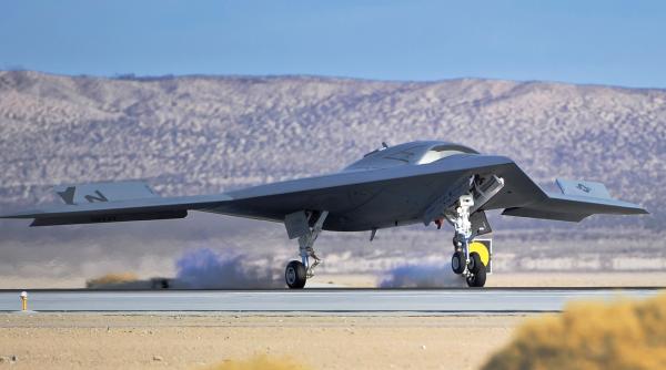 Rușii au copiat un bombardier american. Le-a ieșit ceva fără pilot