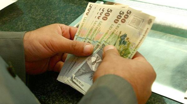 Câştigul salarial mediu nominal a ajuns la 2.957 lei