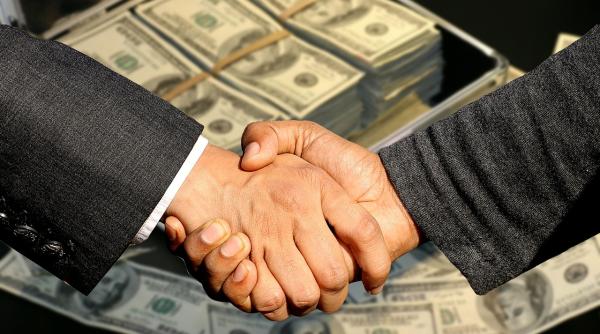 Lansarea seriei de seminarii de informare despre instrumentele de finanţare şi garantare  „Soluții de dezvoltare a antreprenoriatului și comunităților locale românești”