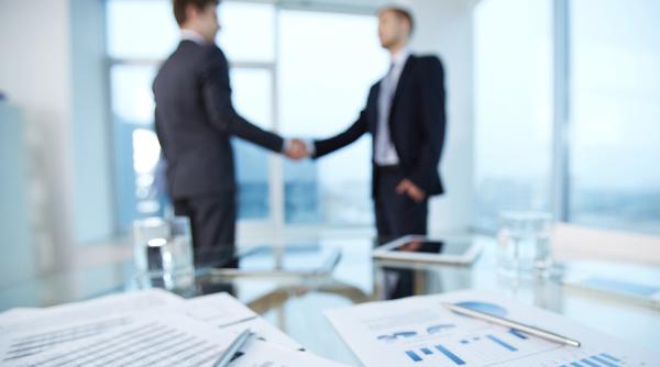 SONDAJ. Mai multe mari firme de investiții de capital vor în România