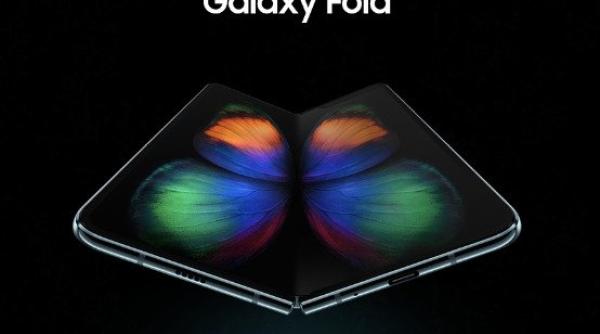 Samsung lansează oficial noul său telefon pliant Galaxy F