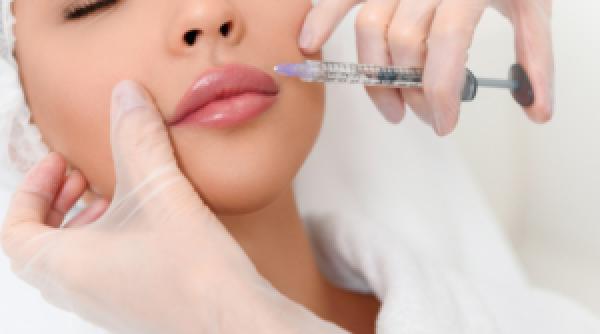 Atenție la acidul hialuronic! S-au descoperit mai mulți medici falși care îl injectează!