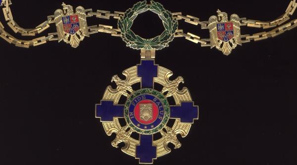 Sumă URIAȘĂ cheltuită de statul român pe decorații în ultimii 15 ani