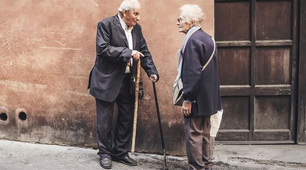 Judeţul pensionarilor. Mulţi, dar cu venituri mici