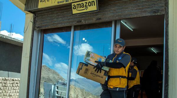  Cel mai bogat om din lume și-a început afacerile cu bani luați de la părinți