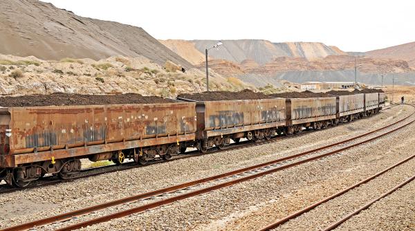 Plătiți de stat ca să nu facă nimic. Sunt 21.000 de posturi