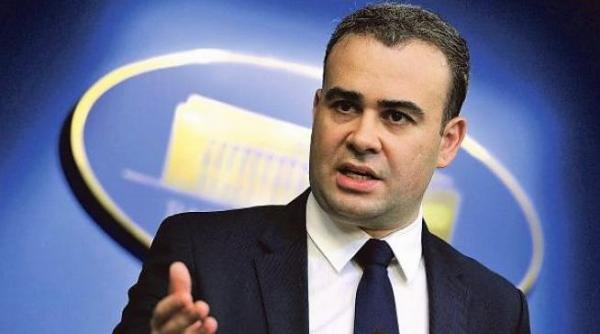 Darius Vâlcov: ”... stai un pic că tu eşti prea mic, stai jos, nota 4”