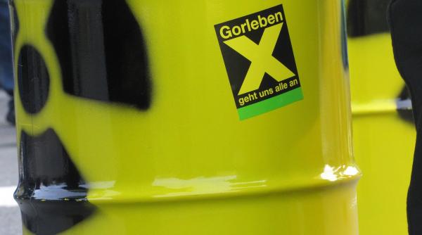 Camion cu deșeuri radioactive plimbate între Cluj-Napoca și Aleșd