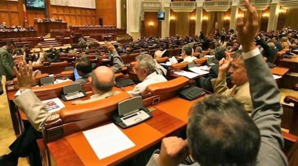Bugetul a fost votat de deputați și senatori, fără modificări