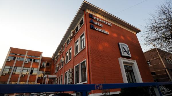 Istoricul oricărui vehicul, accesibil dintr-o aplicație