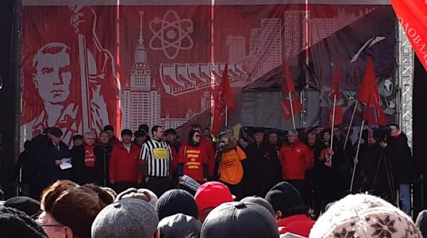 Revoltă la Moscova! Mii de oameni au ieșit în stradă