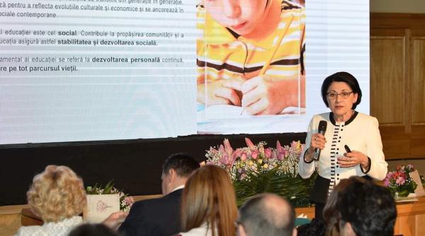 Profesorii primesc 700 milioane de lei. Explicațiile ministrului Educației