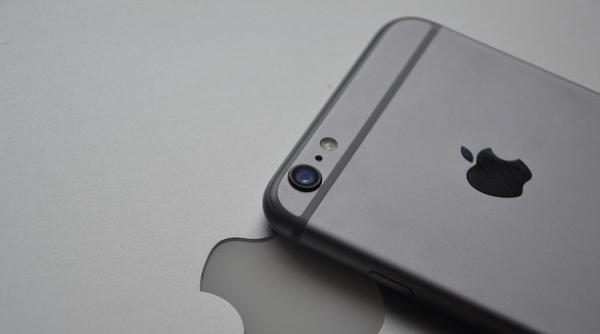 Apple impune furnizorilor companiei să folosească energia regenerativa