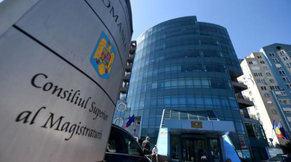 CSM a decis. Ce se întâmplă cu pensiile de serviciu