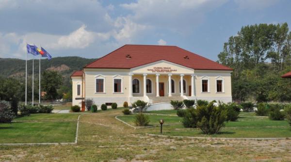 Banca Națională pune o nouă monedă în circulație. GALERIE FOTO