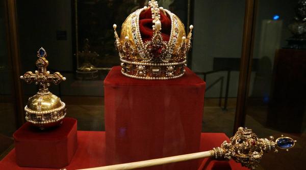 Regii fără țară. Ce meserii au monarhii în exil ai Europei