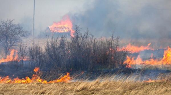Siberia, în flăcări! Sute de oameni au rămas sub cerul liber