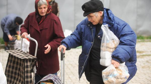 Pensii. Numărul celor care primesc indemnizaţie socială, în scădere