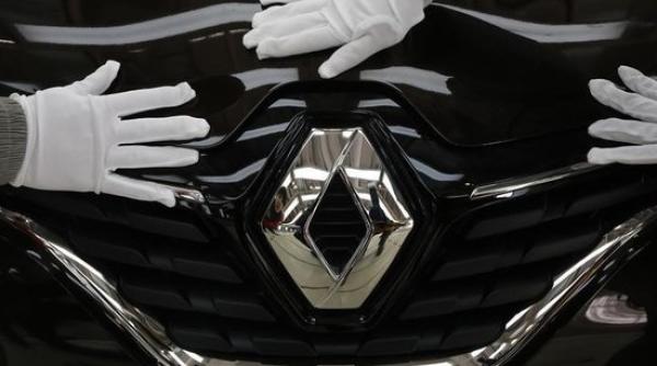 Renault, la un pas să intre pe lista neagră. Probleme la bursă