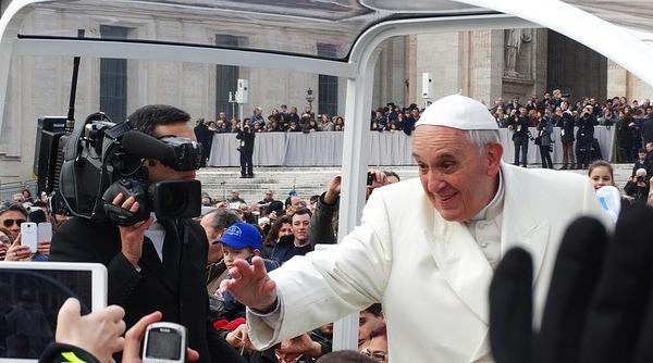 Suveranul Pontif aruncă în aer prețul chiriilor în acest oraș din România