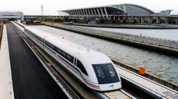 Chinezii care au realizat un tren maglev ”extraterestru” livrează și la noi tramvaie
