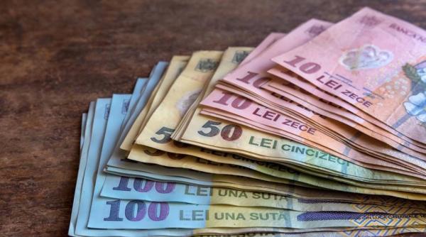 Finanțele au început săptămâna cu un nou împrumut la bănci