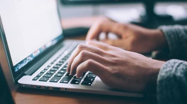 Impozitarea IT-iștilor ar alunga specialiștii din țară. Cine spune asta