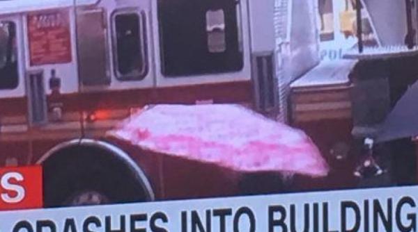 Alertă! SUA: Elicopter prăbuşit peste un imobil din Manhattan 