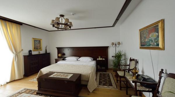 Isărescu poate fi mulțumit de podgoria sa